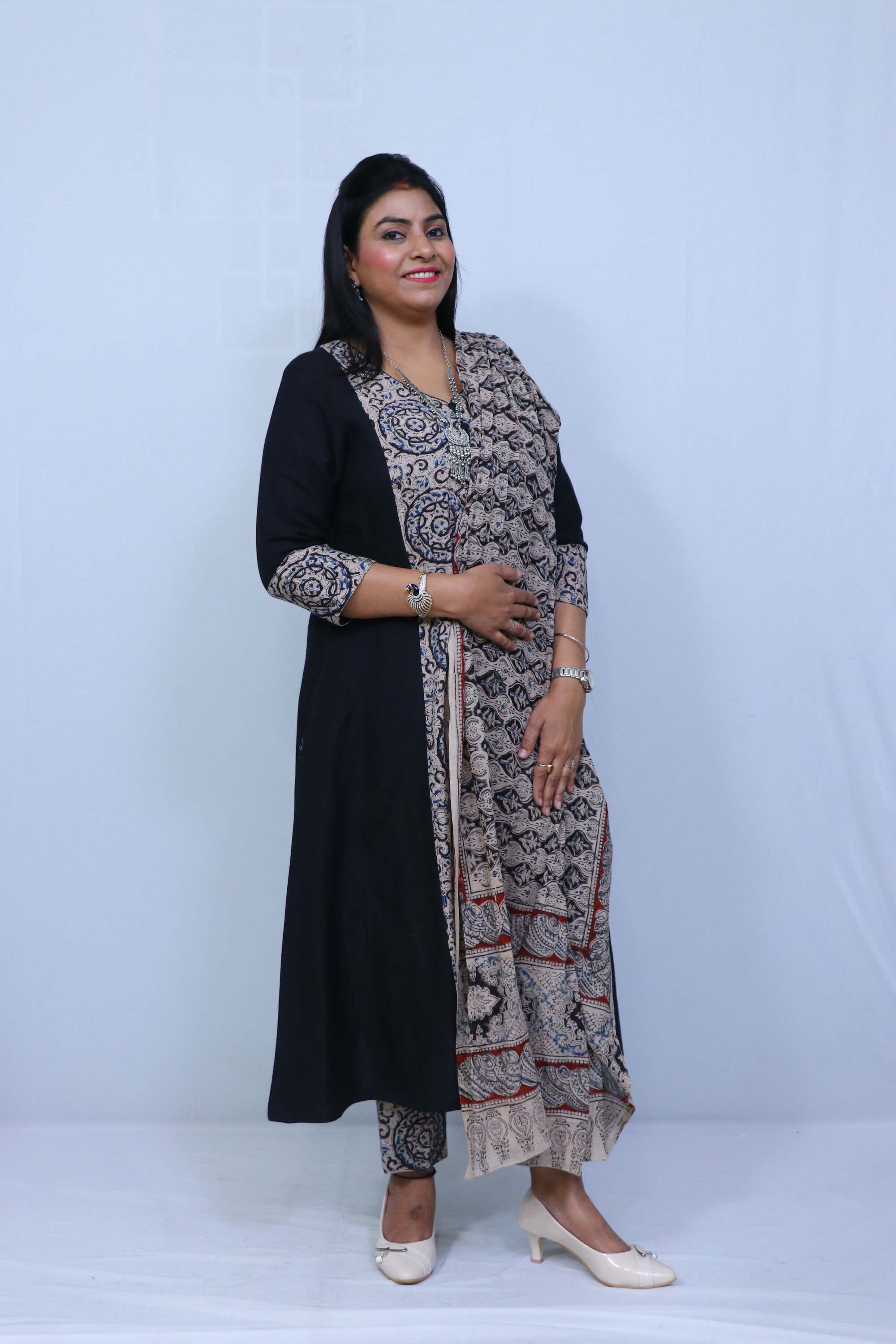 Black Suit With Dupatta